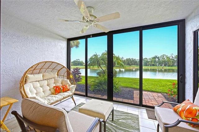 7320 Coventry CT 710, Naples, FL 34104