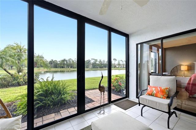 7320 Coventry CT 710, Naples, FL 34104
