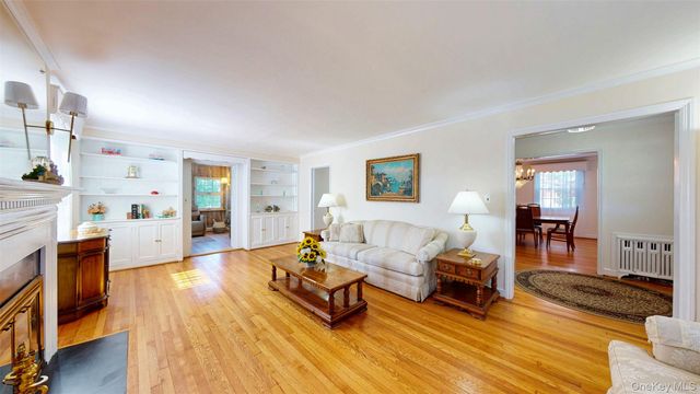 32 Biltmore Avenue, Yonkers, NY 10710