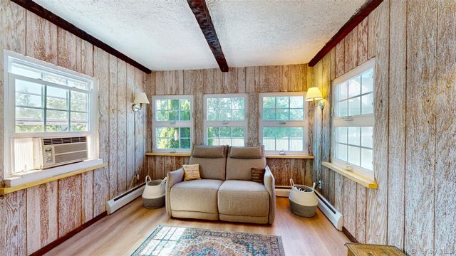 32 Biltmore Avenue, Yonkers, NY 10710