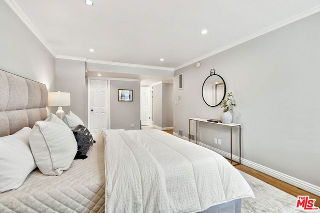 6515 Green Valley Circle 104, Culver City, CA 90230