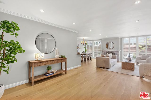 6515 Green Valley Circle 104, Culver City, CA 90230