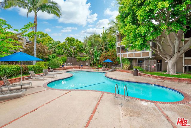 6515 Green Valley Circle 104, Culver City, CA 90230