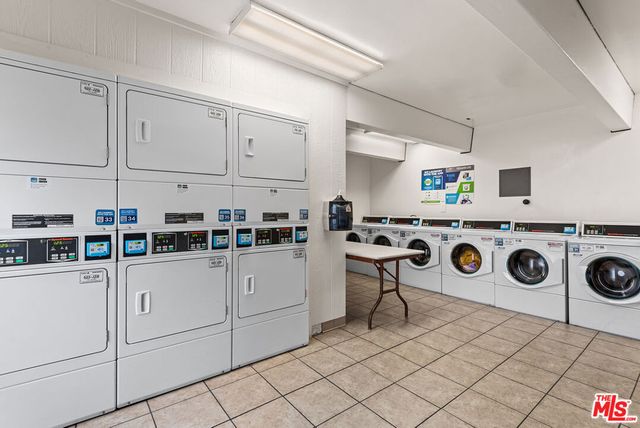 6515 Green Valley Circle 104, Culver City, CA 90230