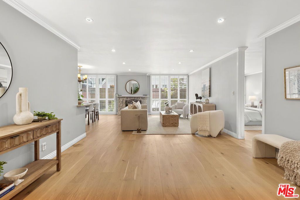6515 Green Valley Circle 104, Culver City, CA 90230