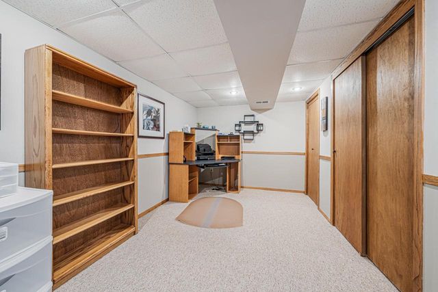 1290 WILD ROSE LANE, Neenah, WI 54956