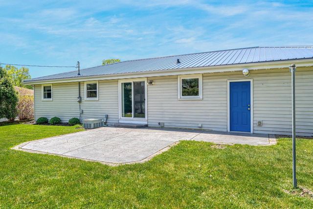 1290 WILD ROSE LANE, Neenah, WI 54956