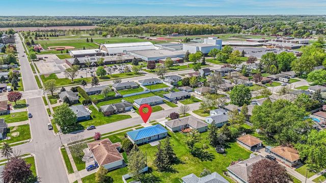 1290 WILD ROSE LANE, Neenah, WI 54956