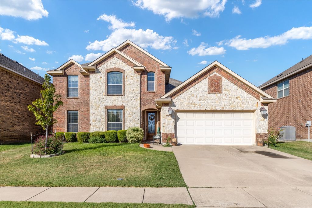 4313 Leeds Drive, Fort Worth, TX 76036
