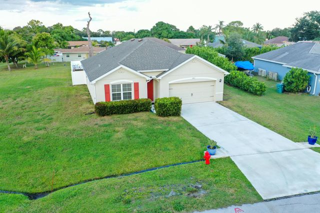 1401 SE Portillo Road, Port St Lucie, FL 34952