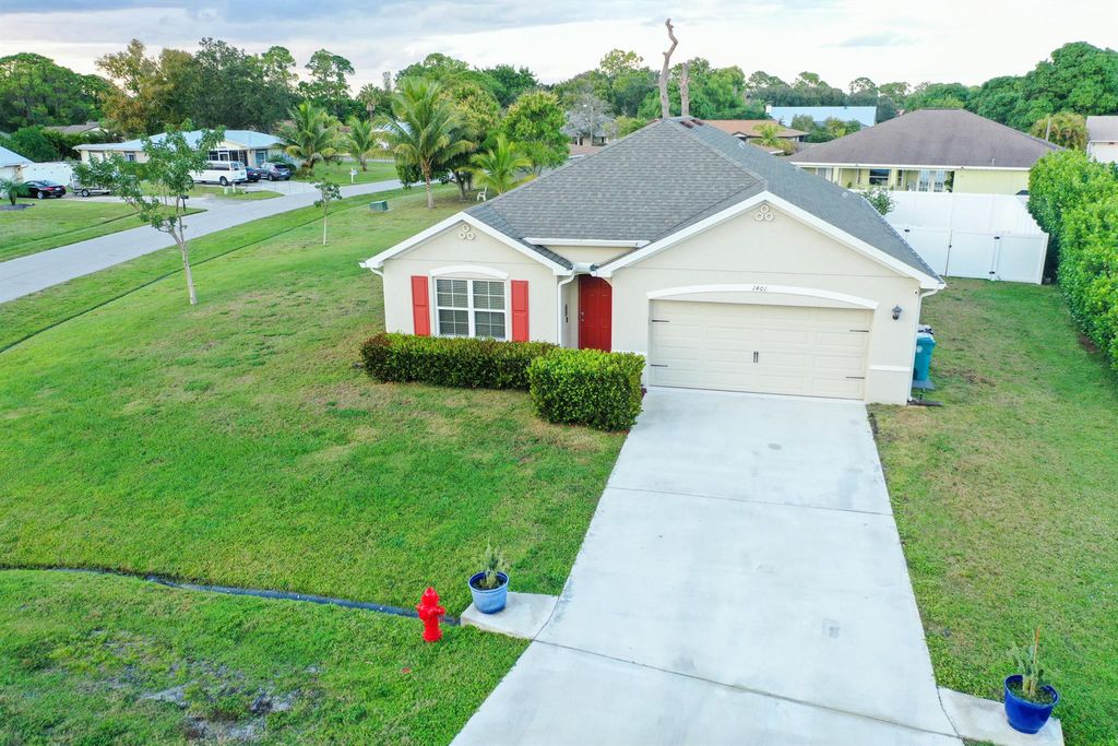 1401 SE Portillo Road, Port St Lucie, FL 34952