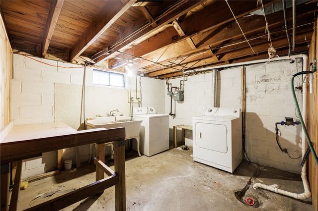 227 East Chestnut Street, East Rochester, NY 14445