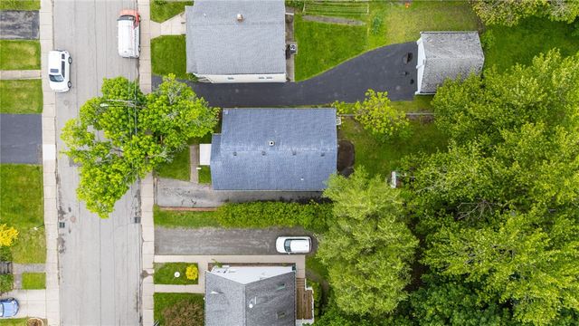 227 East Chestnut Street, East Rochester, NY 14445