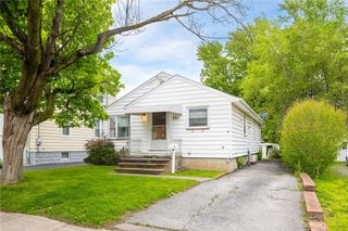 227 East Chestnut Street, East Rochester, NY 14445