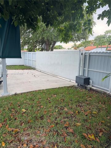 3400 SW 108th Avenue, Miami, FL 33165