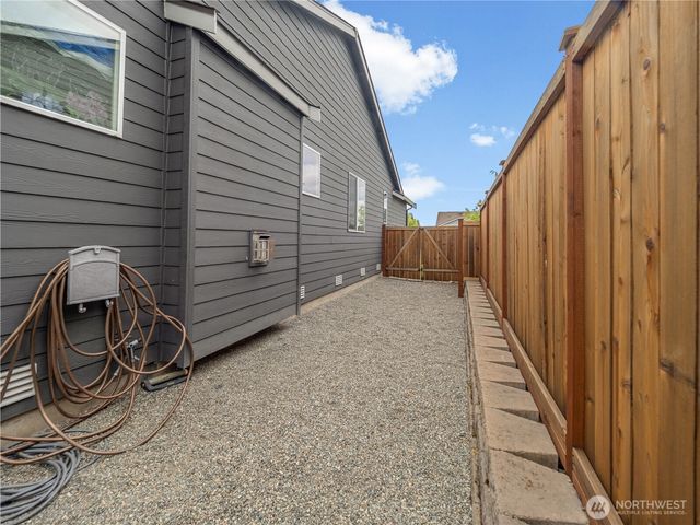3522 Elmont Avenue, Enumclaw, WA 98022