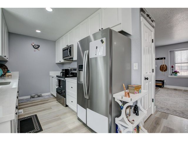 926 White Elm Dr, Loveland, CO 80538