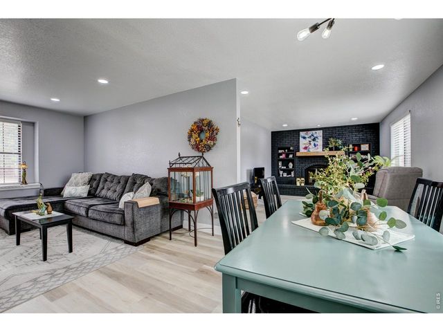 926 White Elm Dr, Loveland, CO 80538