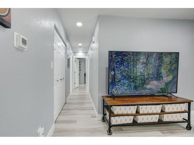 926 White Elm Dr, Loveland, CO 80538