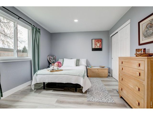 926 White Elm Dr, Loveland, CO 80538