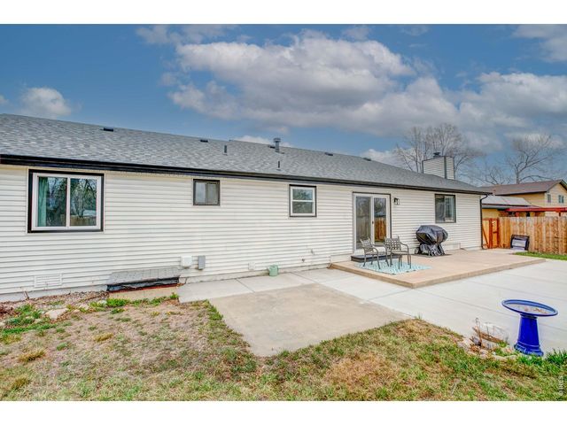 926 White Elm Dr, Loveland, CO 80538