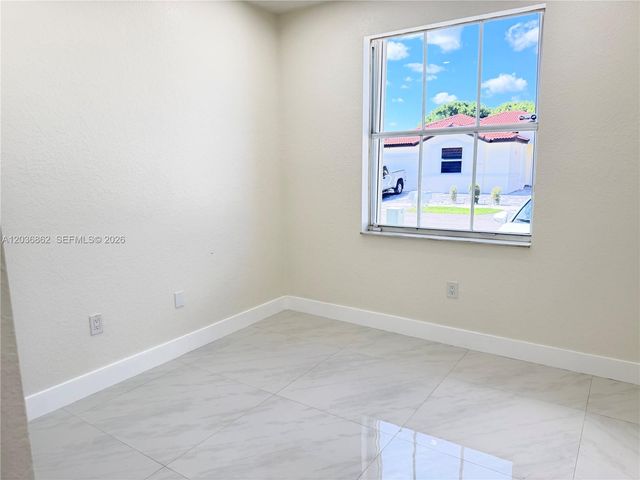 8024 NW 198th Terrace -, Hialeah, FL 33015
