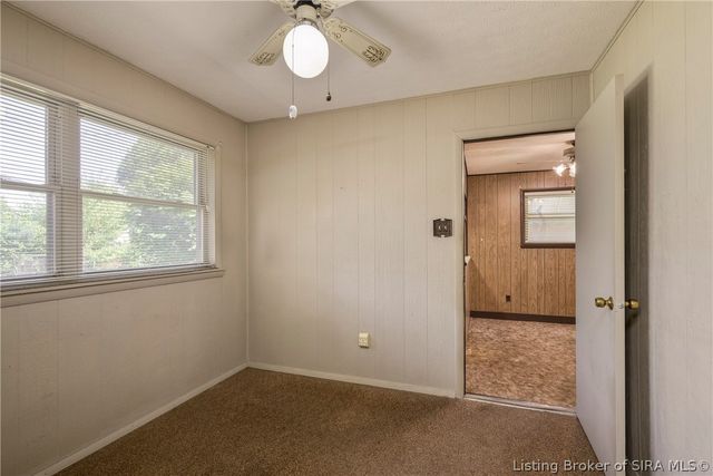 1120 Spicewood Drive, Clarksville, IN 47129