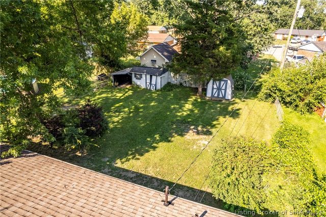 1120 Spicewood Drive, Clarksville, IN 47129