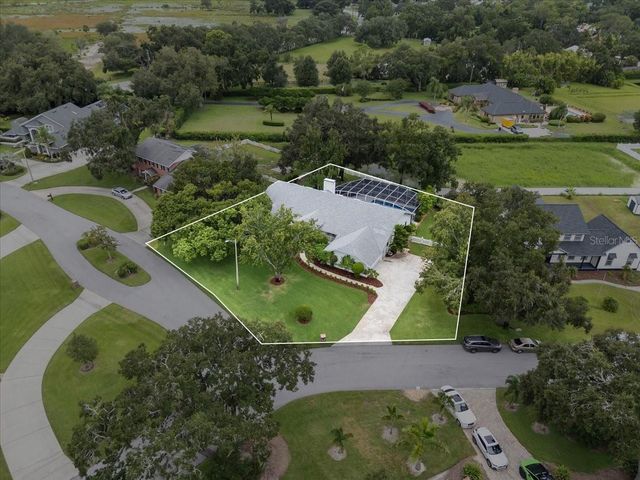 725 HERITAGE DRIVE NE, Winter Haven, FL 33881