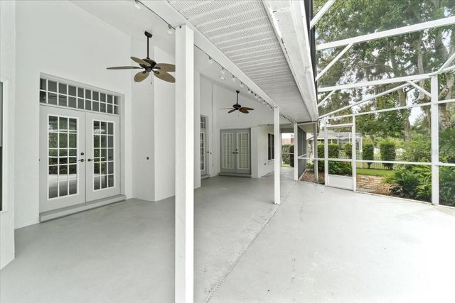 725 HERITAGE DRIVE NE, Winter Haven, FL 33881
