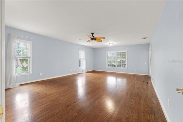 725 HERITAGE DRIVE NE, Winter Haven, FL 33881