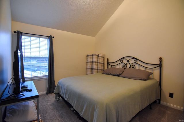 3001 Galleon Drive, Evansville, IN 47725