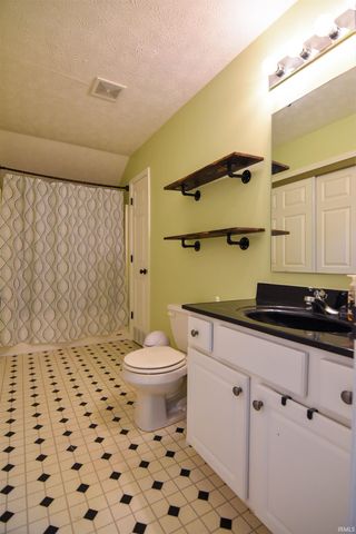 3001 Galleon Drive, Evansville, IN 47725