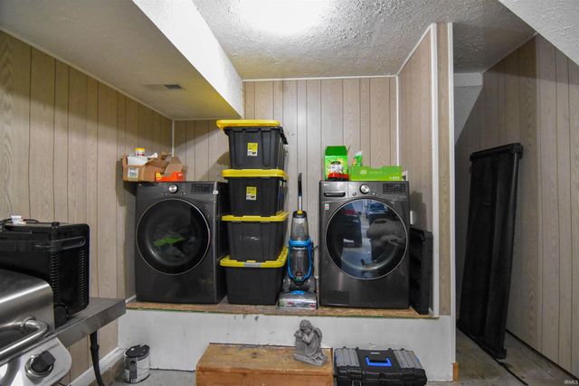 3001 Galleon Drive, Evansville, IN 47725