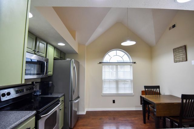 3001 Galleon Drive, Evansville, IN 47725