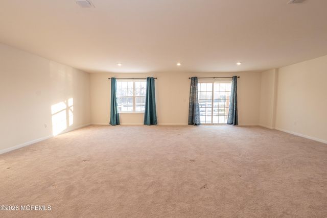 601 NE Charleston Drive 601, Monroe, NJ 08831