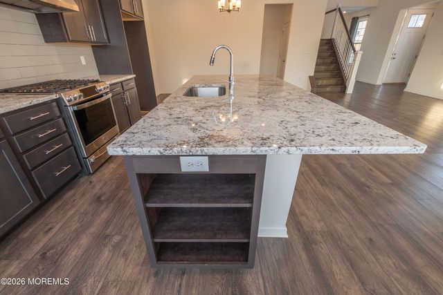 601 NE Charleston Drive 601, Monroe, NJ 08831