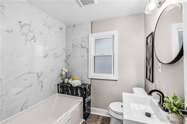 127 Durham Avenue, Buffalo, NY 14215