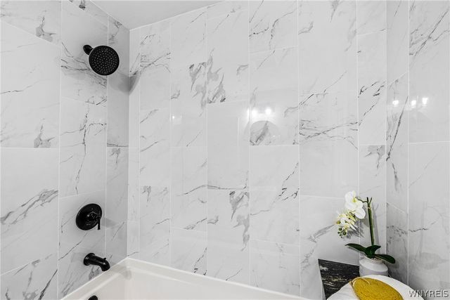 127 Durham Avenue, Buffalo, NY 14215