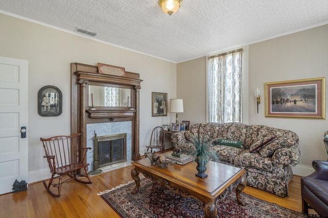 406 S Hunter, Bullard, TX 75757