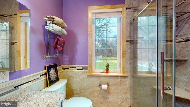 901 CRUM CREEK RD, Broomall, PA 19008