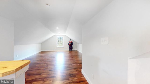 901 CRUM CREEK RD, Broomall, PA 19008