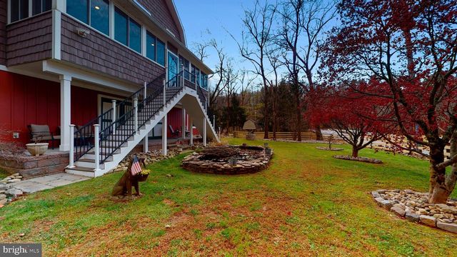 901 CRUM CREEK RD, Broomall, PA 19008