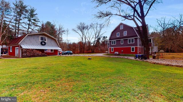 901 CRUM CREEK RD, Broomall, PA 19008