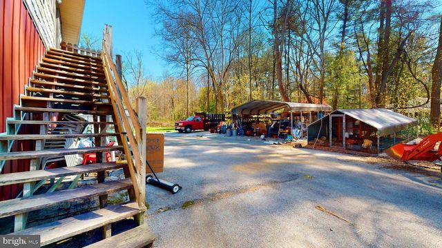 901 CRUM CREEK RD, Broomall, PA 19008