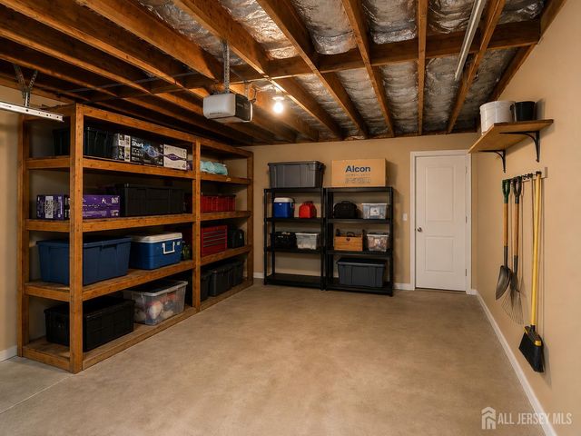 116 Empress Plaza B, Monroe, NJ 08831