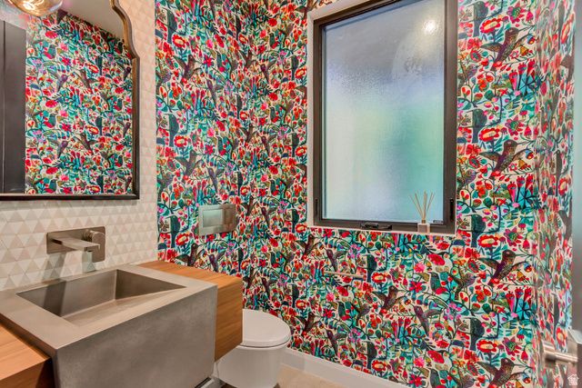 3817 N SHERWOOD DR, Provo, UT 84604