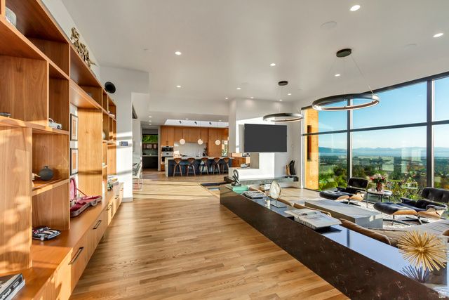 3817 N SHERWOOD DR, Provo, UT 84604