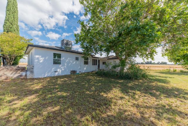 2790 Boles Street, Madera, CA 93637