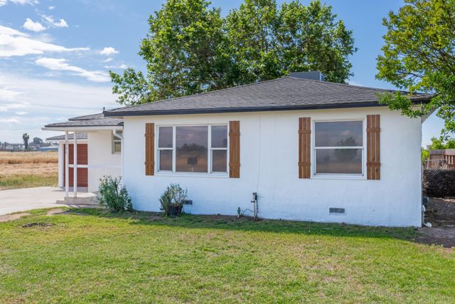 2790 Boles Street, Madera, CA 93637